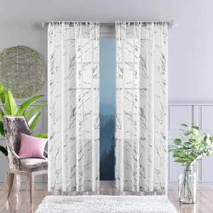 Silverstone_Waskie(1)_1x1.jpg